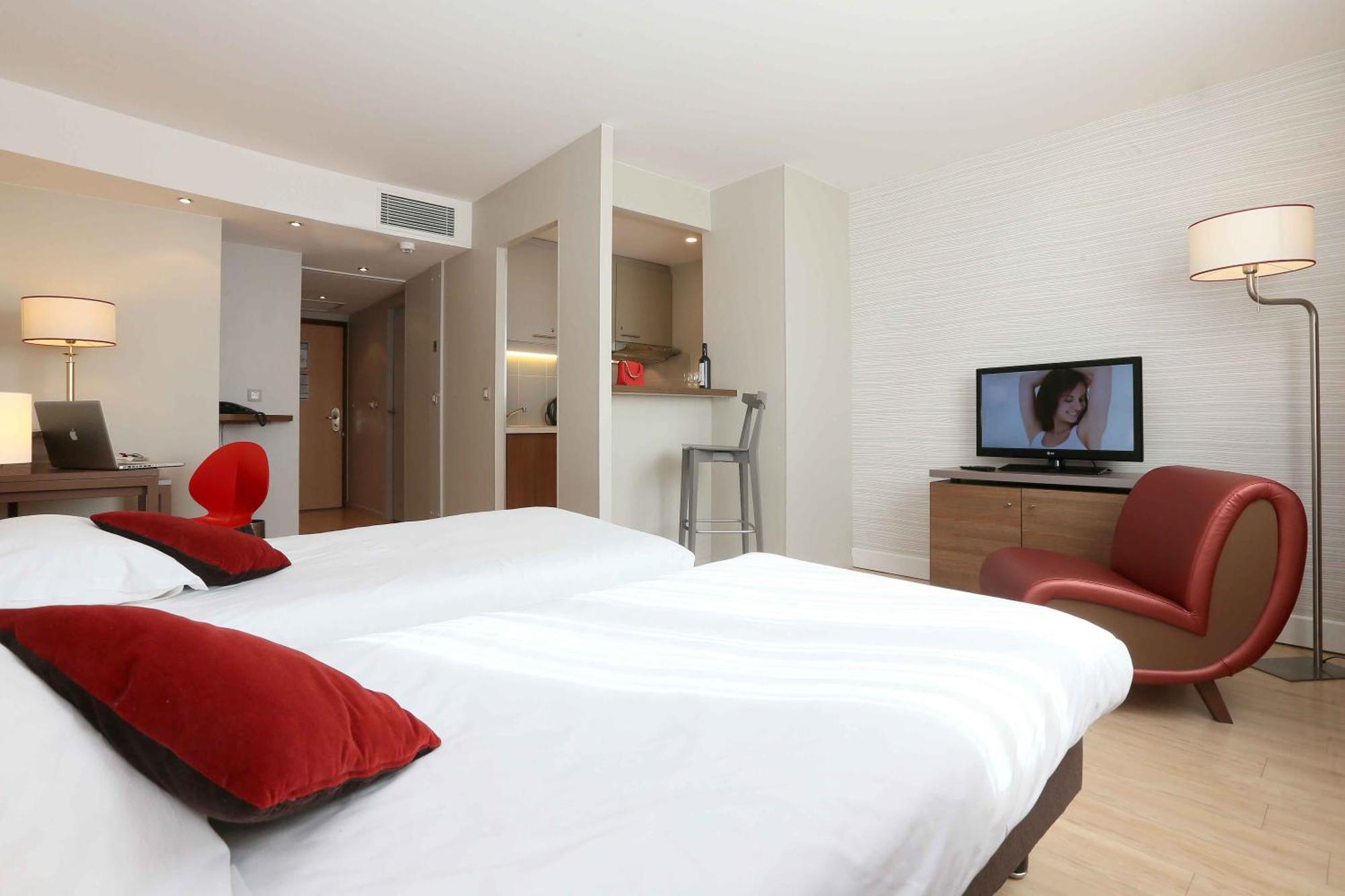 Adagio Original Thoiry Geneve Aparthotel Bagian luar foto